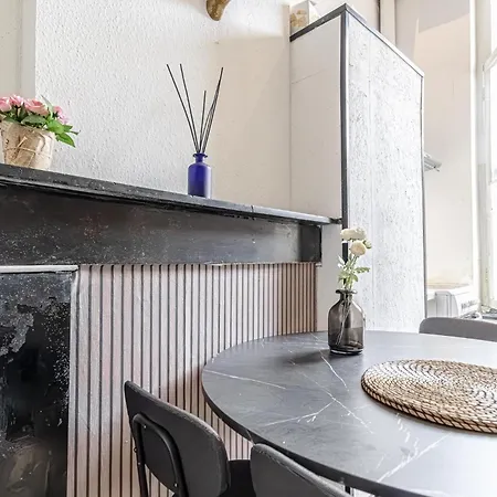 Beautiful Serenity Stylish Shared At Ghent's Apartment *